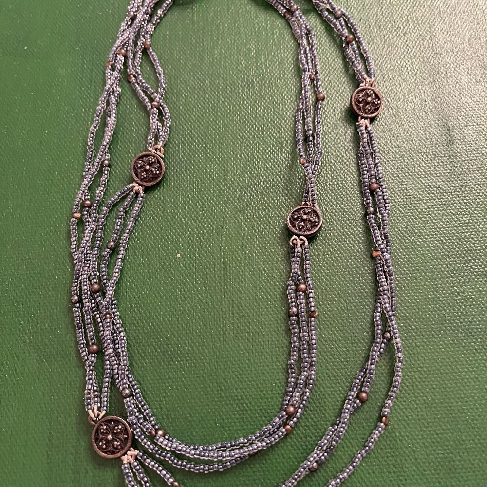 36” TRIPLE STRAND SILVER GLASS BEAD NECKLACE